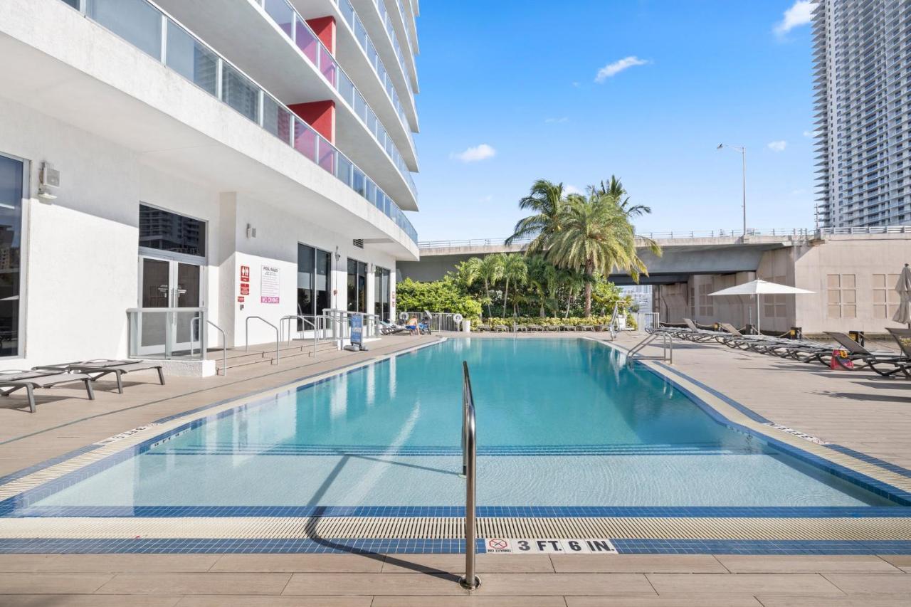 Beachwalk Resort Hotel Hallandale Beach Eksteriør billede