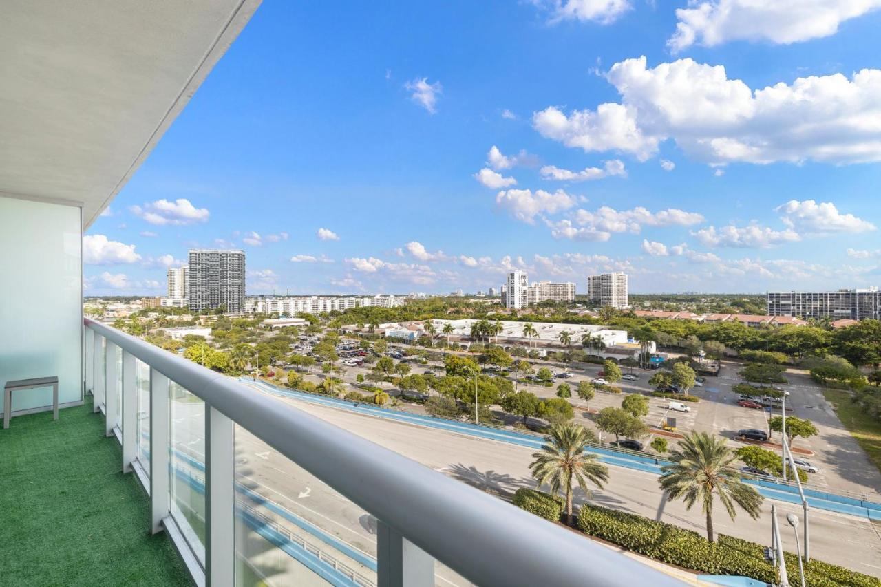Beachwalk Resort Hotel Hallandale Beach Eksteriør billede